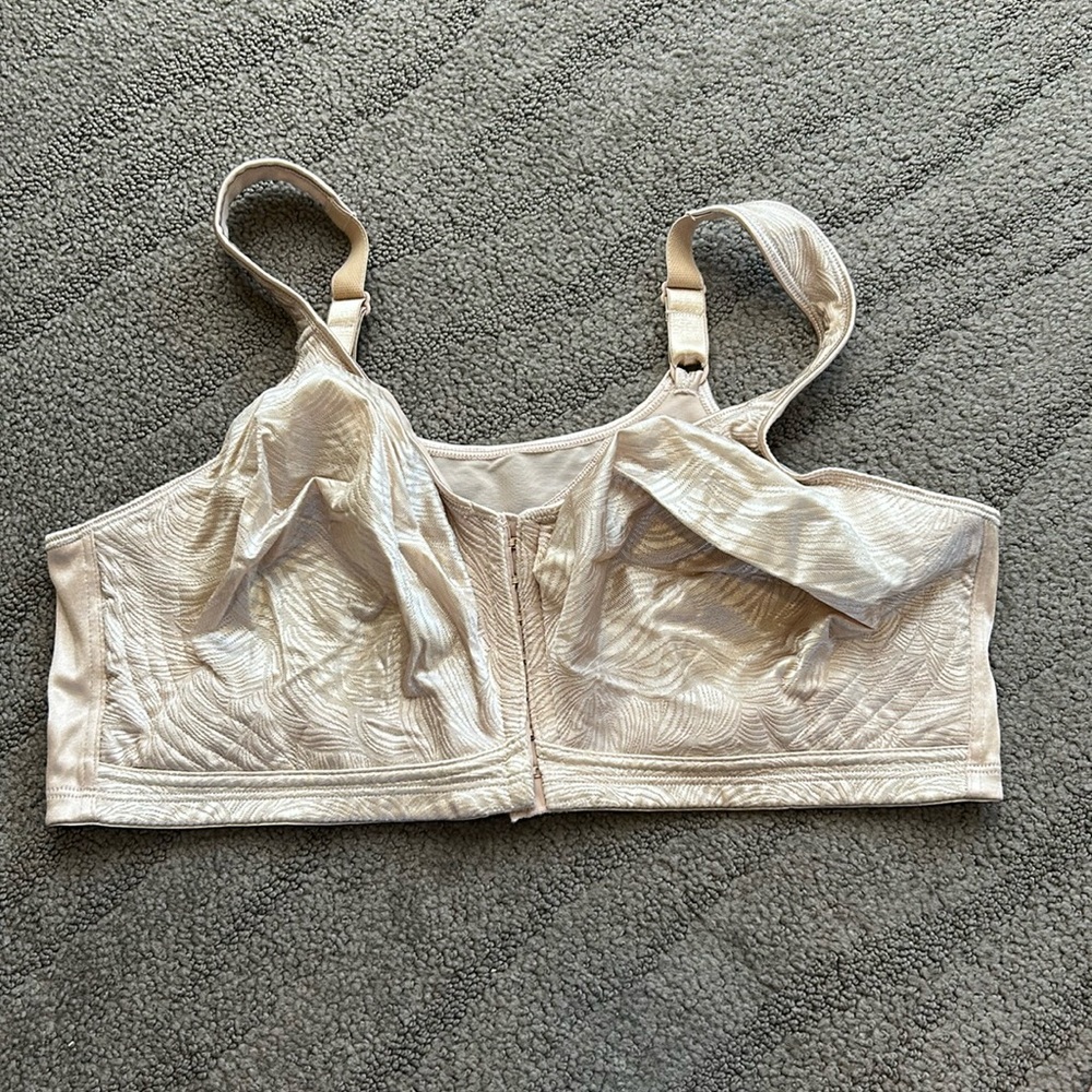 Playtex Front Close Bra Wire Free Satin Unlined Size 44DD